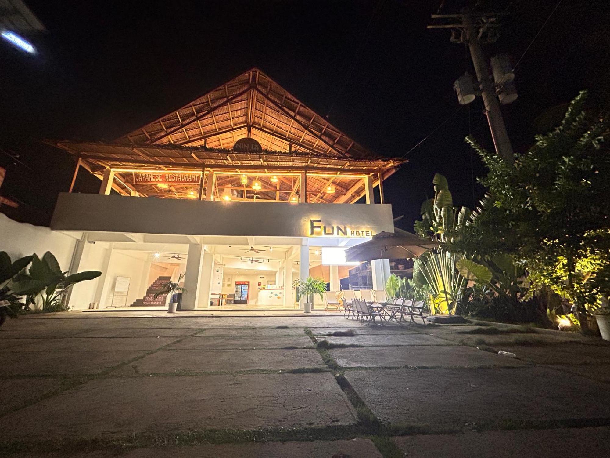 Fun Hotel Панглао Экстерьер фото