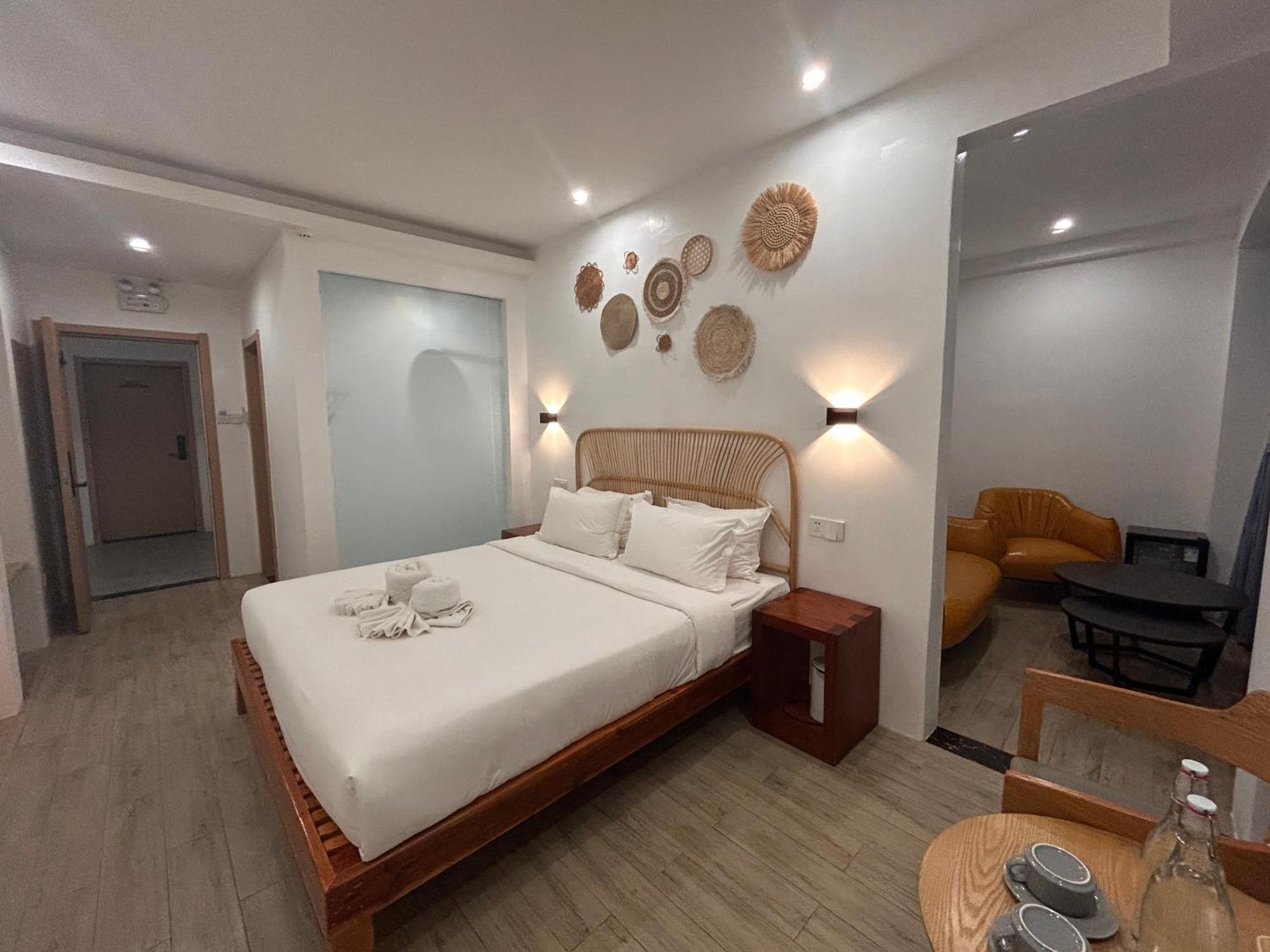 Fun Hotel Панглао Экстерьер фото