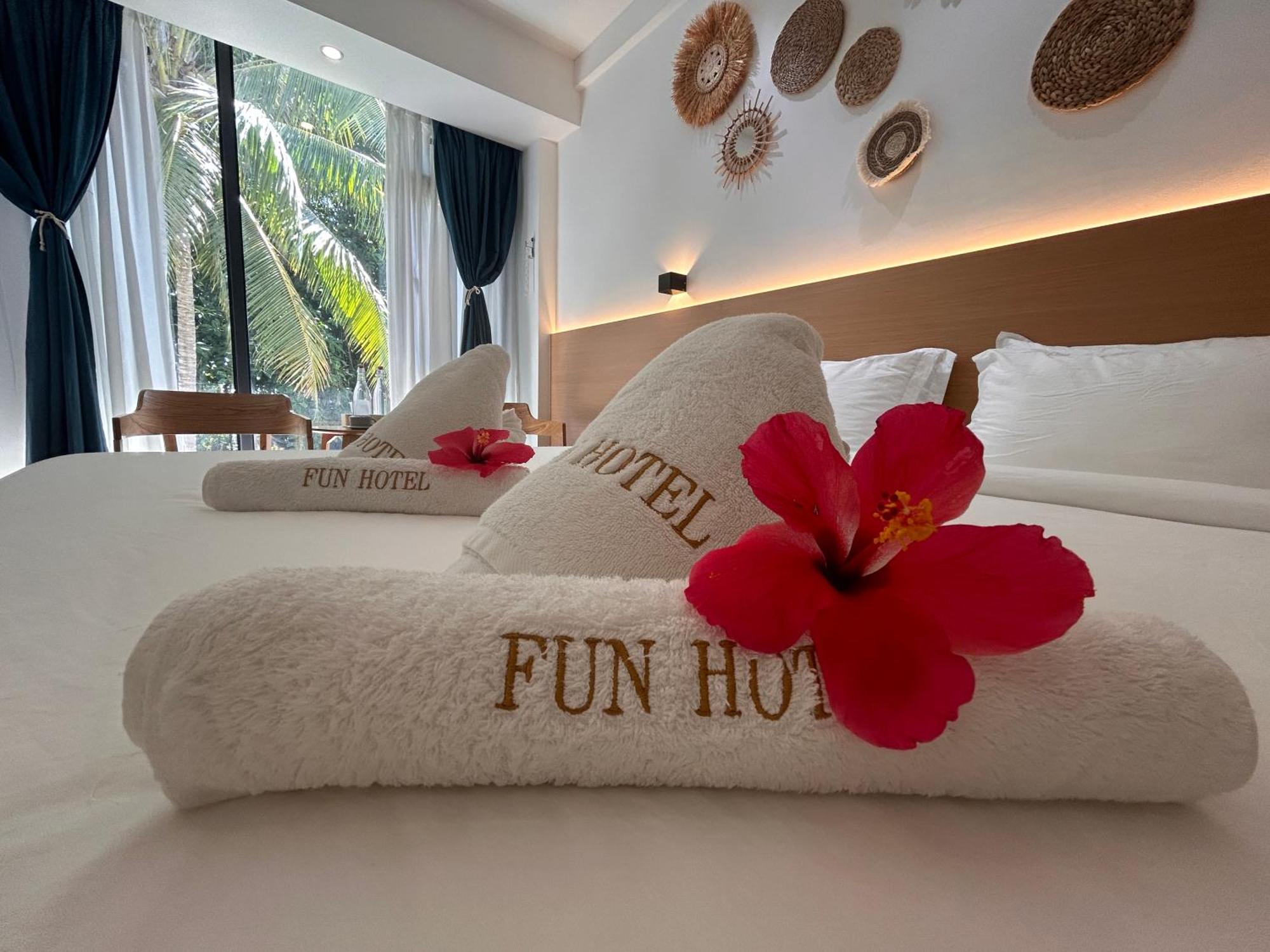 Fun Hotel Панглао Экстерьер фото
